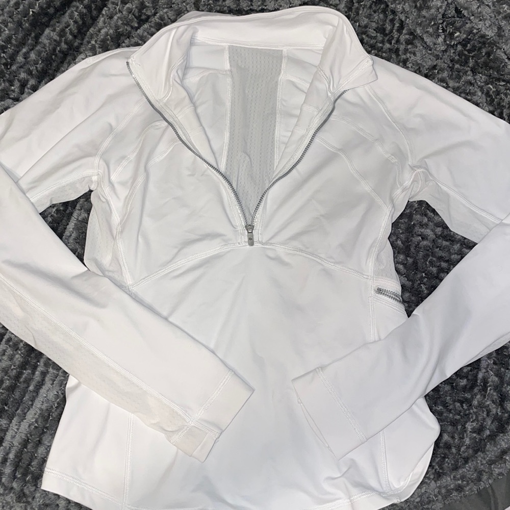 Lululemon half zip pull over